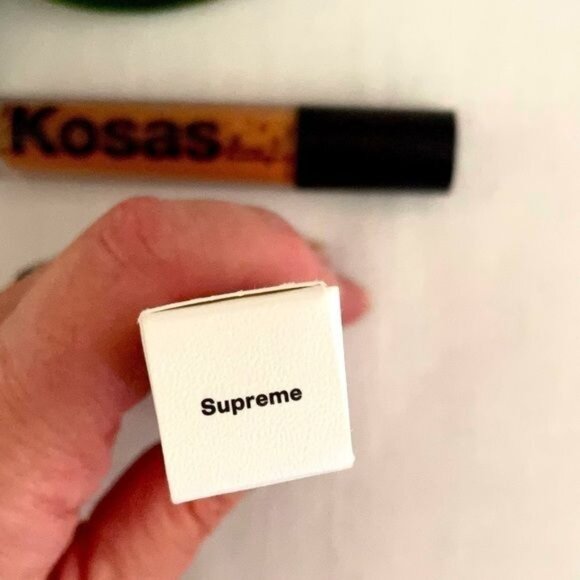 Kosas 10 Second Liquid Eyeshadow Supreme Color Warm Glittery Gold Full Size - Picture 3 of 5